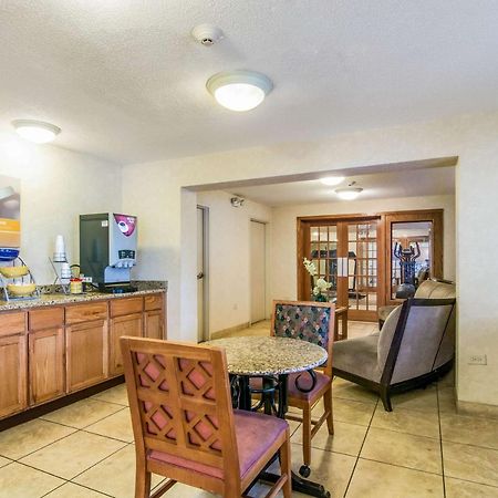 Motel 6-Alsip, Il Εξωτερικό φωτογραφία